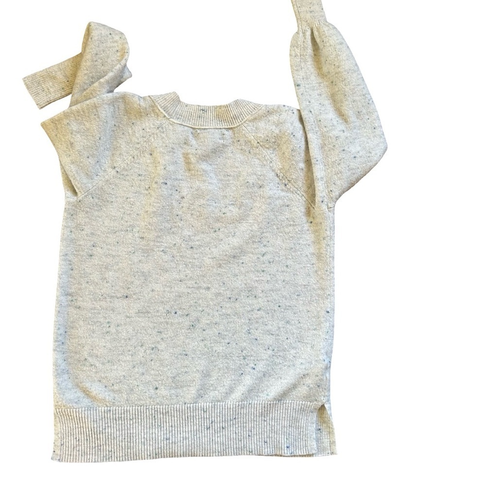 Loft Women’s Speckled V Neck Cream
Sweater  XS - Picture 7 of 9
